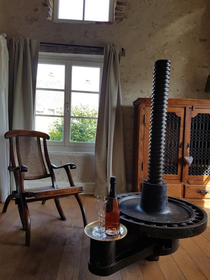 Les 7 Tilleuls - Gite Mesland ภายนอก รูปภาพ